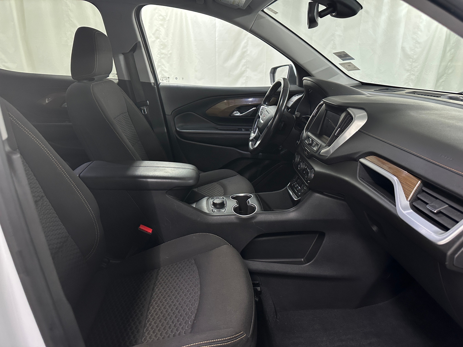 Thumbnail: 2020 GMC Terrain - 2