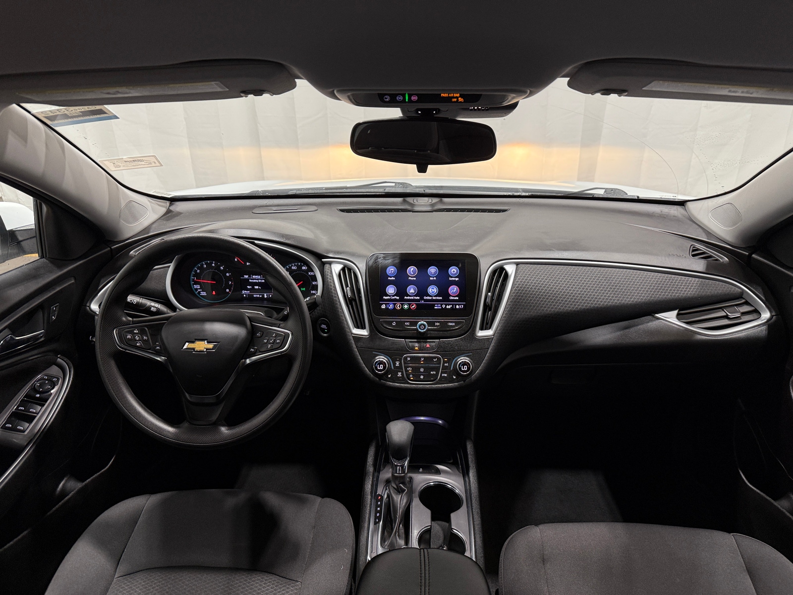 Thumbnail: 2023 Chevrolet Malibu - 3