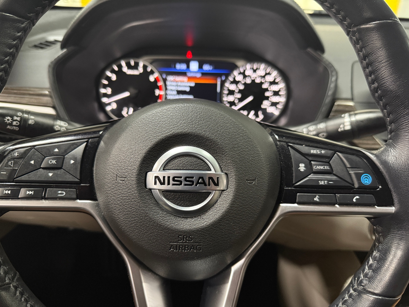 Thumbnail: 2020 Nissan Altima - 4