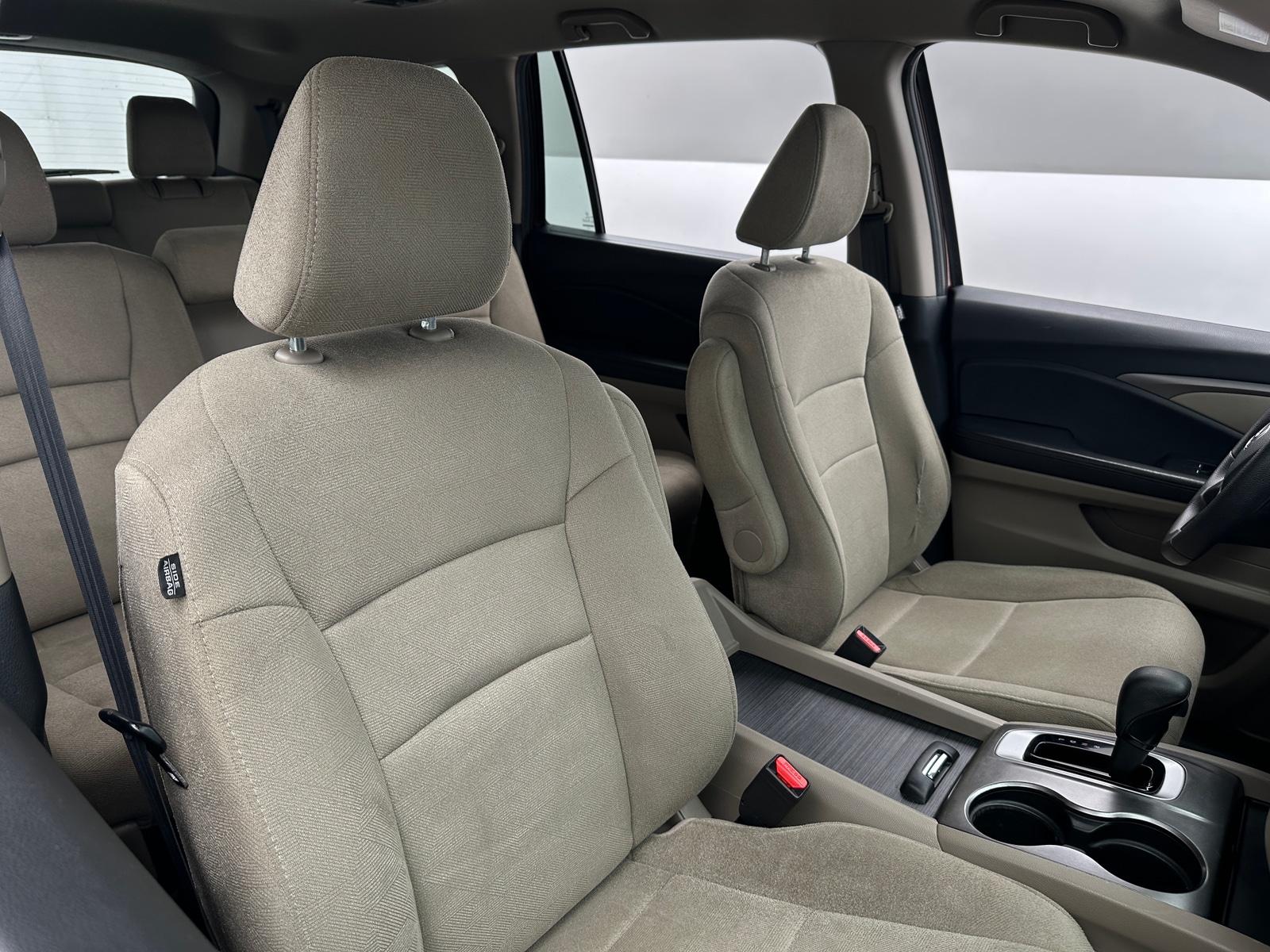 Thumbnail: 2019 Honda Pilot - 2