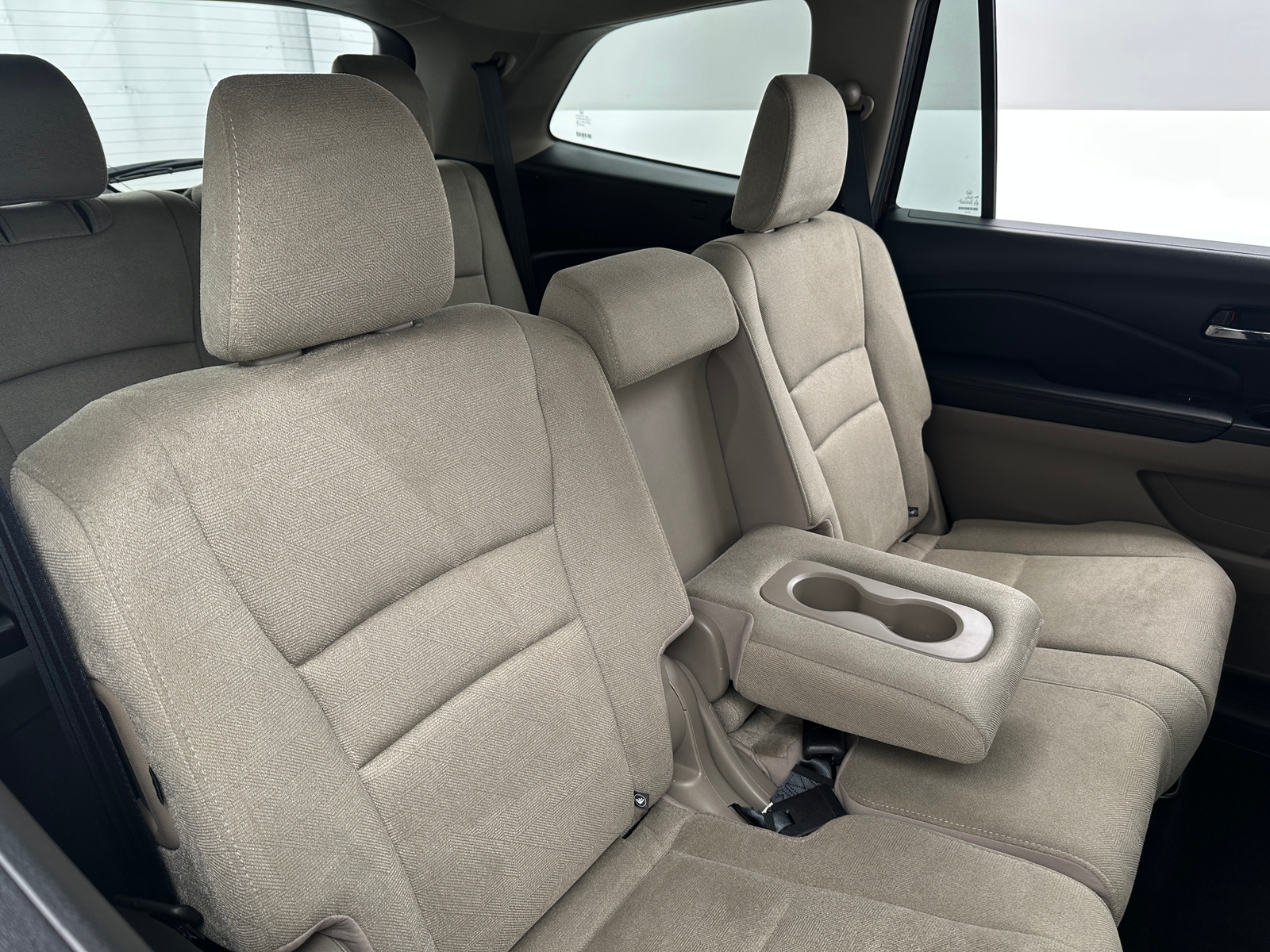 Thumbnail: 2019 Honda Pilot - 6