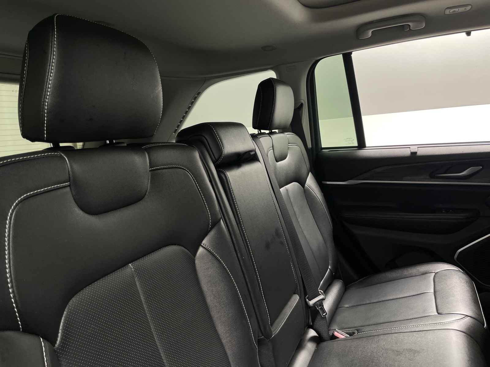 Thumbnail: 2023 Jeep Grand Cherokee - 5