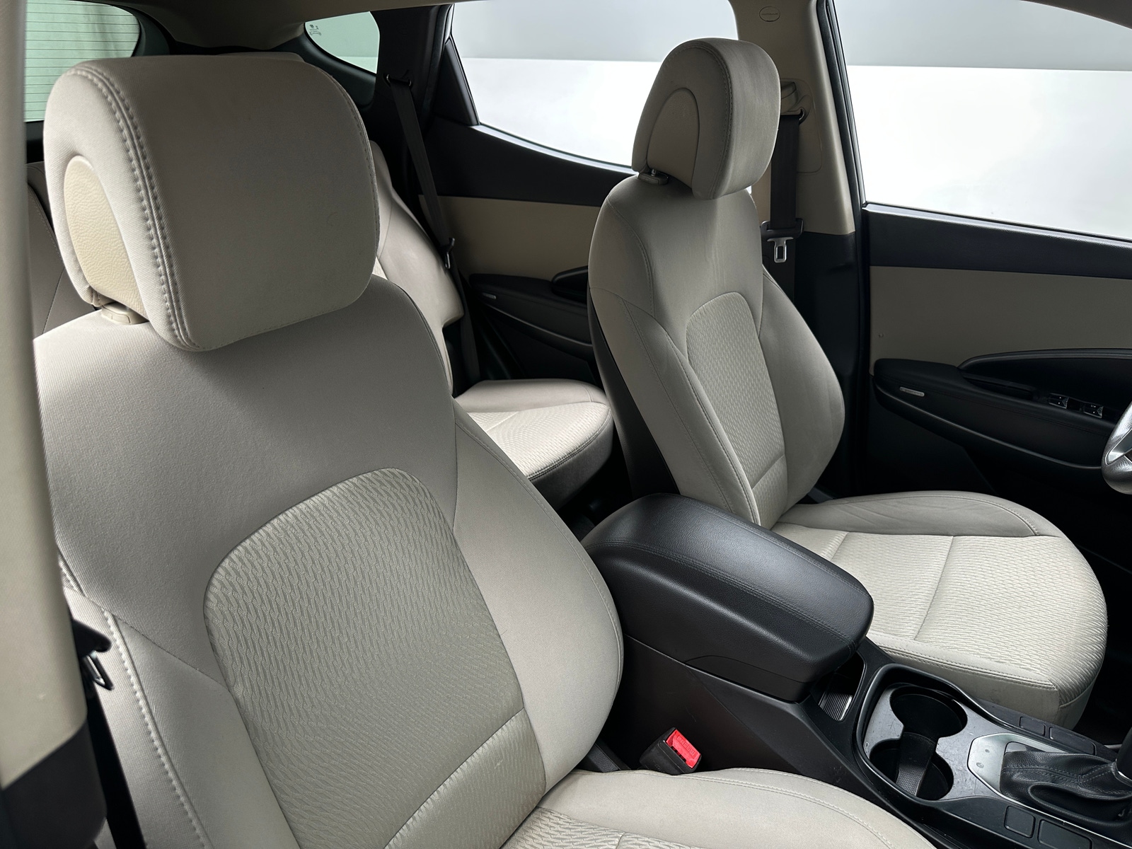 Thumbnail: 2018 Hyundai Santa Fe - 2