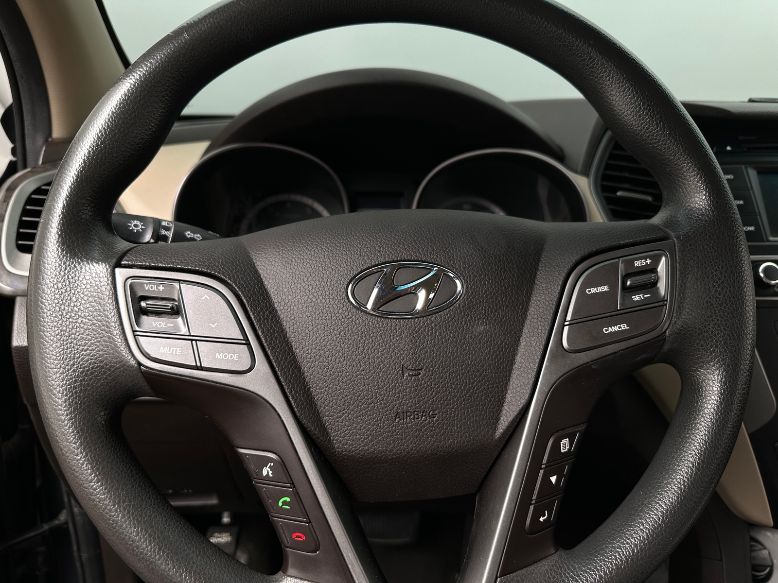 Thumbnail: 2018 Hyundai Santa Fe - 5