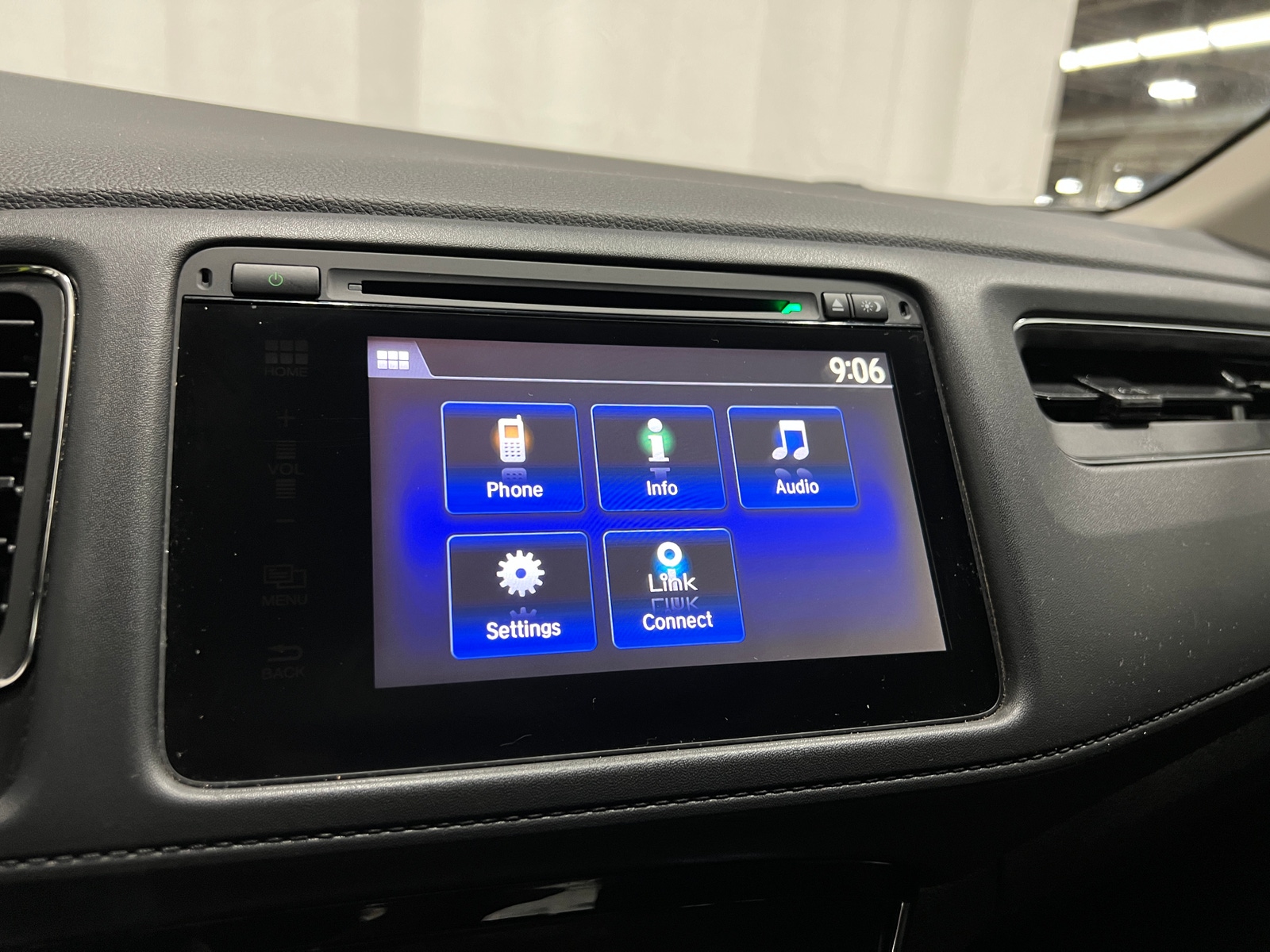 Thumbnail: 2016 Honda HR-V - 4