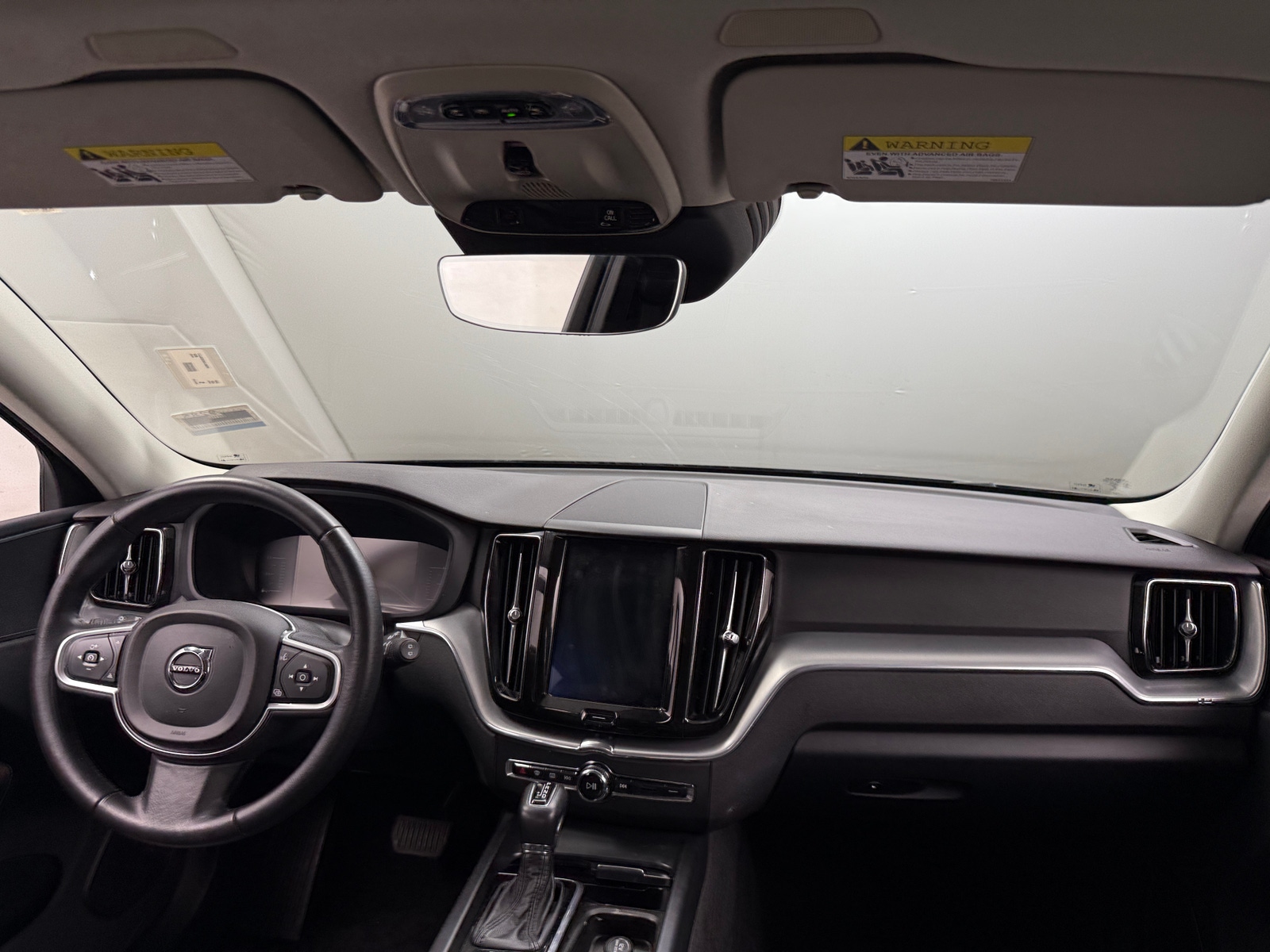 Thumbnail: 2019 Volvo XC60 - 2