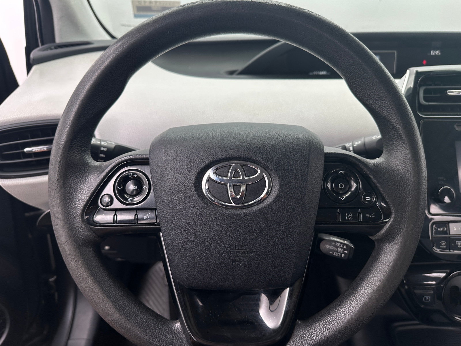 Thumbnail: 2019 Toyota Prius - 5