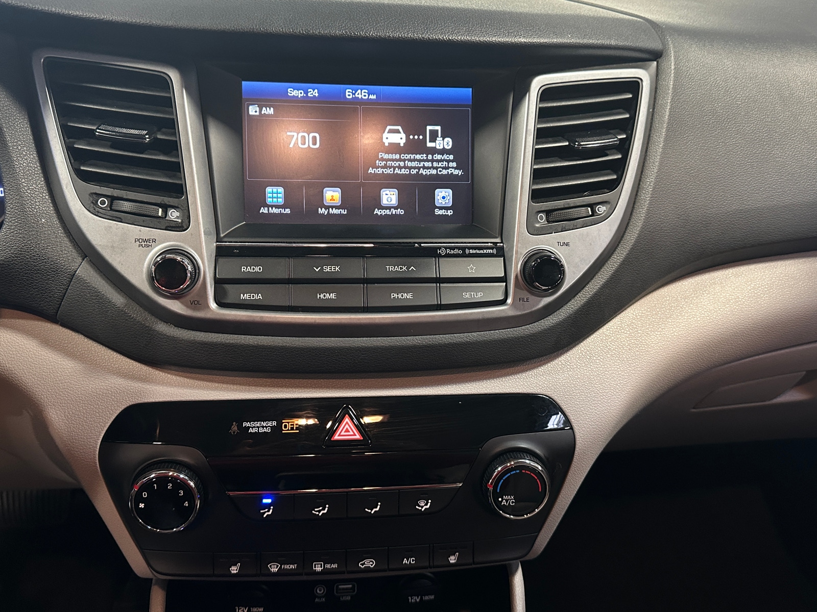 Thumbnail: 2018 Hyundai Tucson - 4