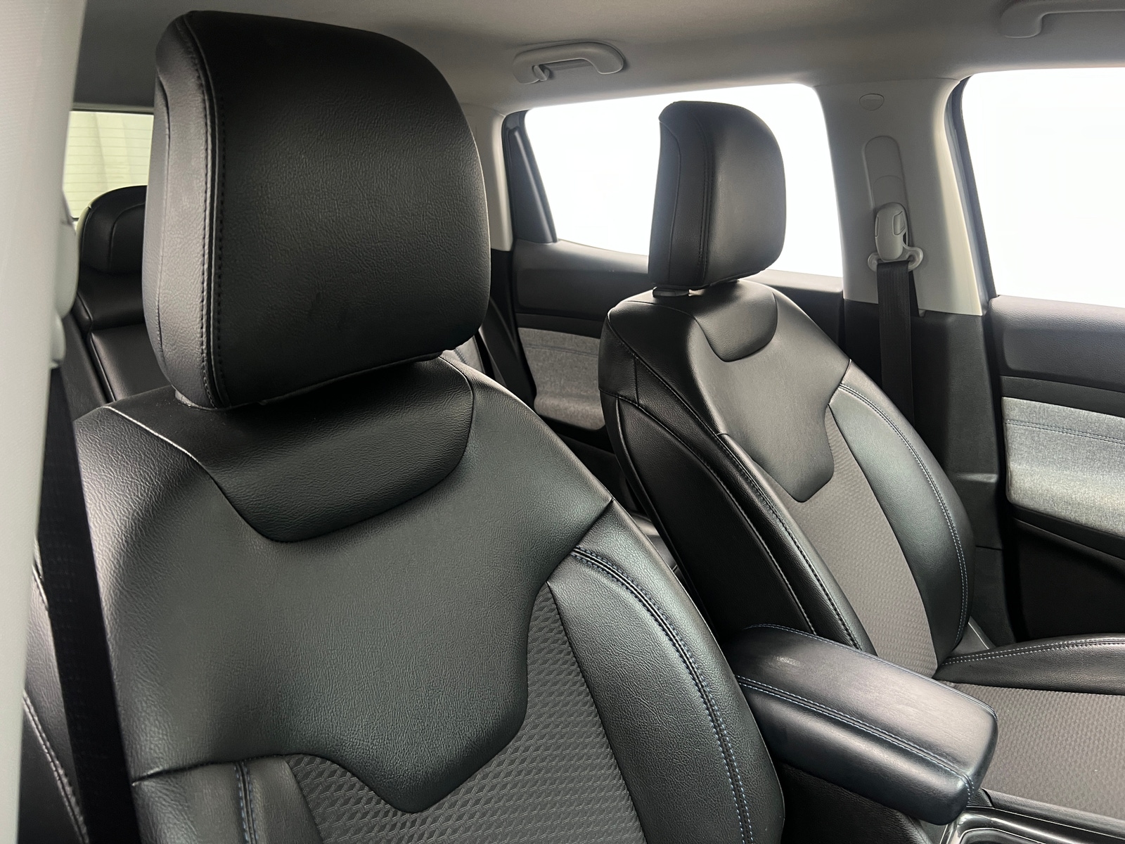 Thumbnail: 2022 Jeep Compass - 2