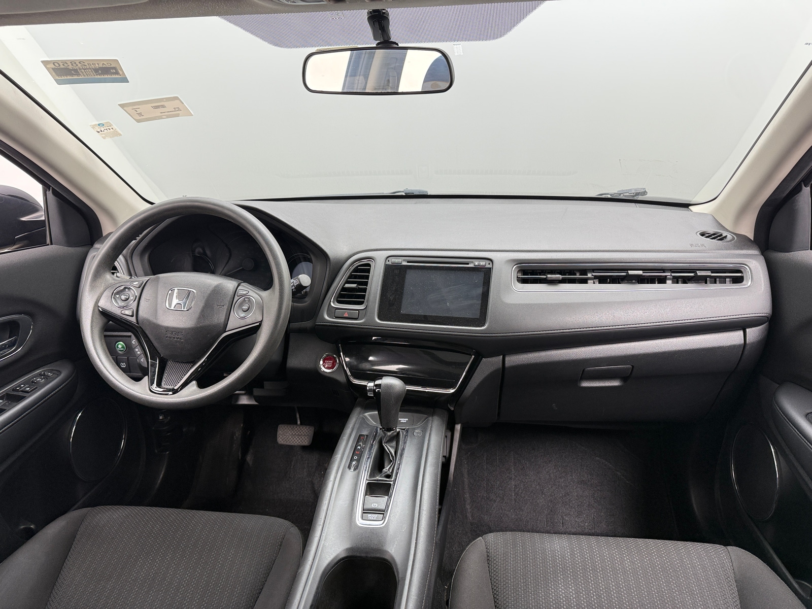 Thumbnail: 2016 Honda HR-V - 3