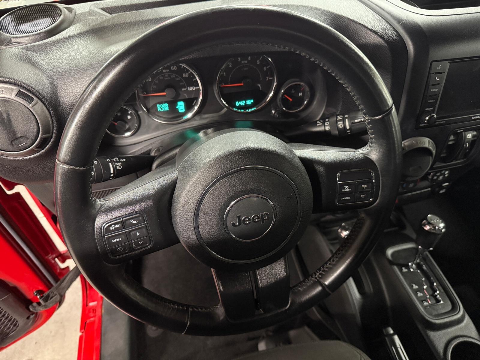 Thumbnail: 2017 Jeep Wrangler - 5