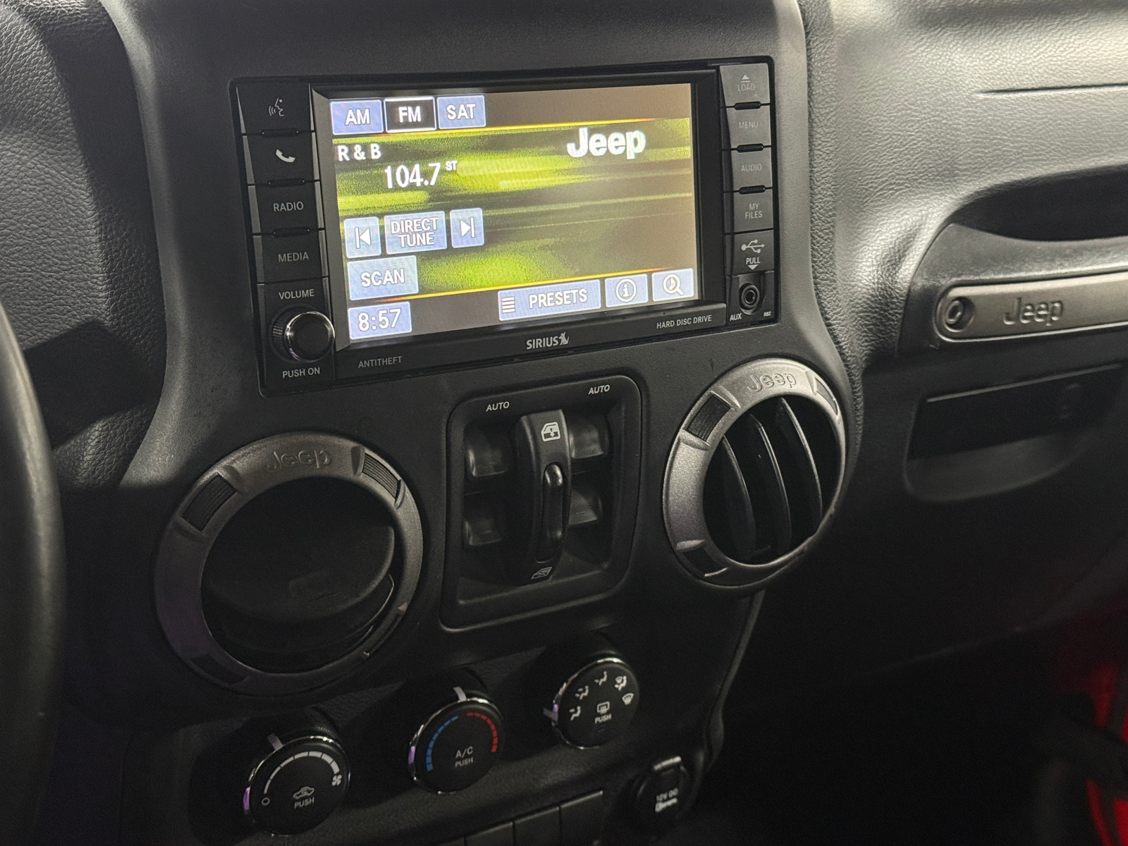 Thumbnail: 2017 Jeep Wrangler - 4