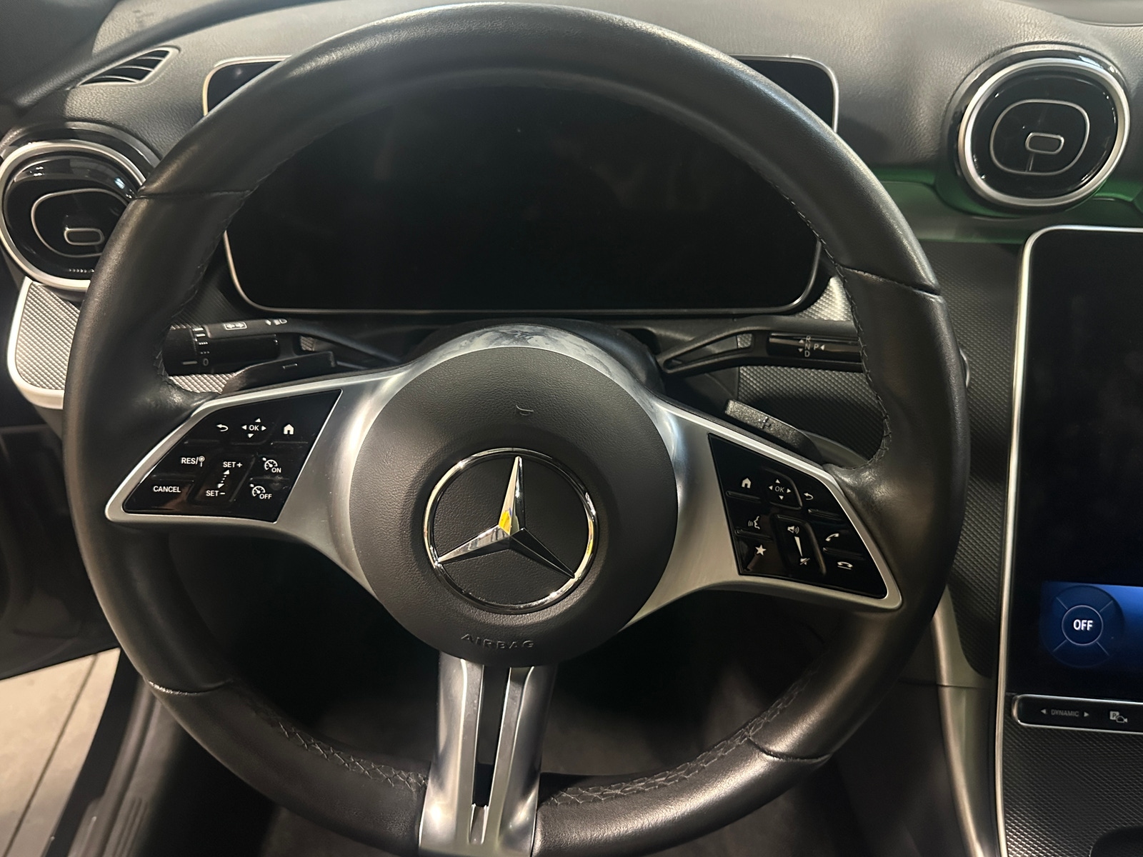 Thumbnail: 2024 Mercedes-Benz C-Class - 4