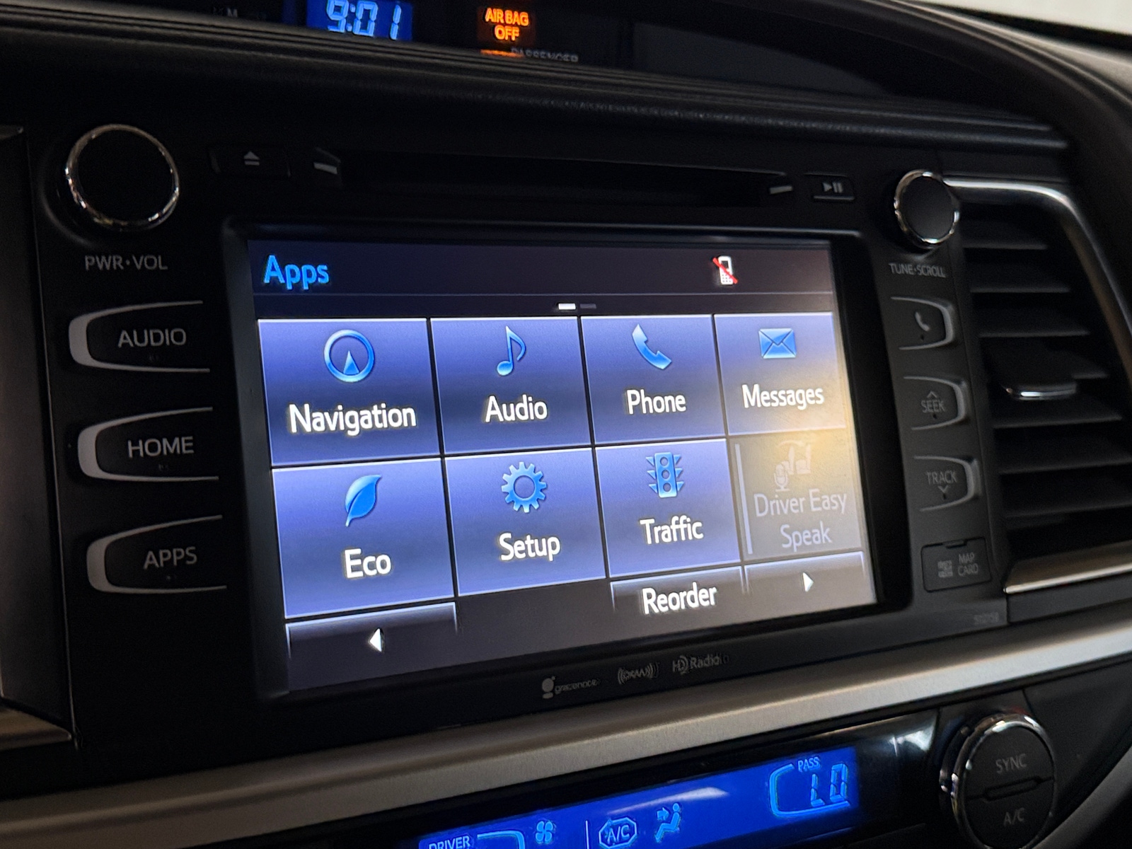 Thumbnail: 2016 Toyota Highlander - 3