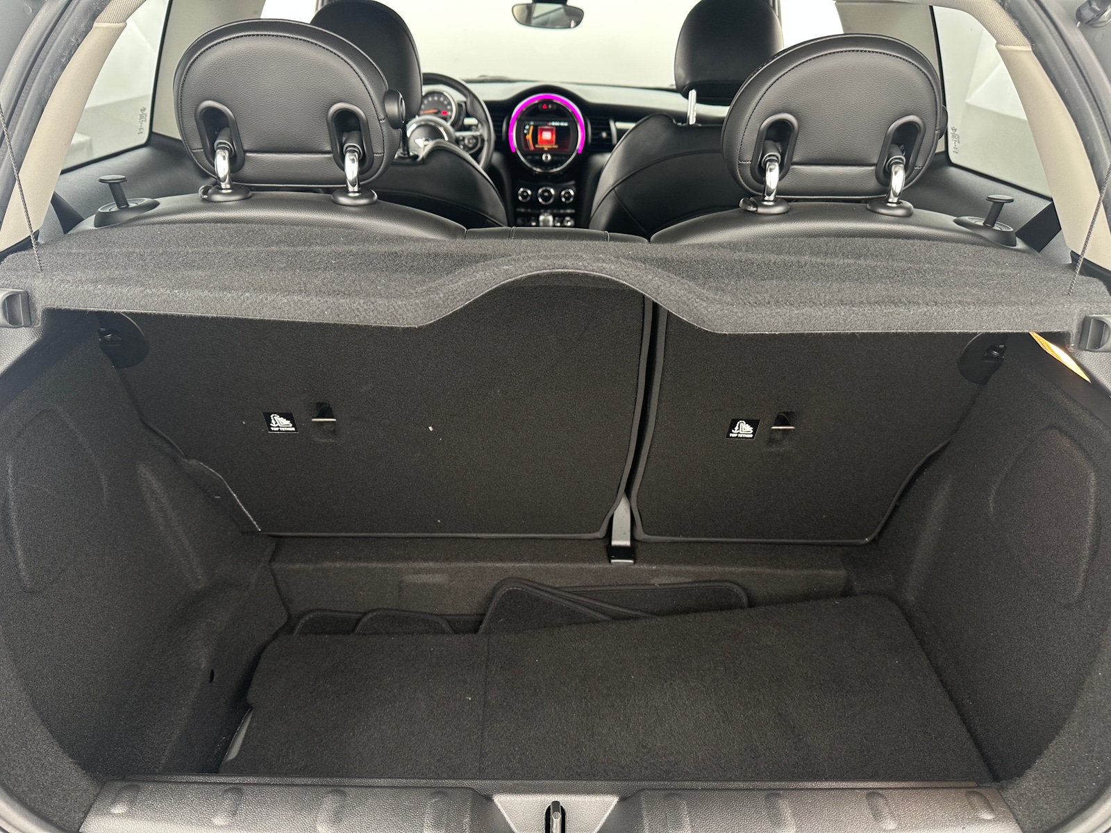 Thumbnail: 2019 MINI Cooper Hardtop - 6