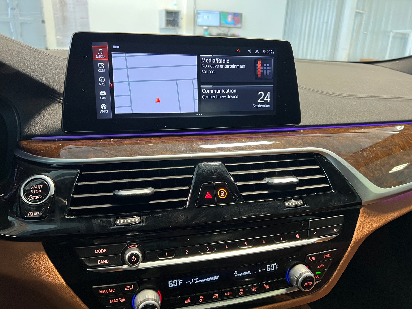 Thumbnail: 2020 BMW 5 Series - 3