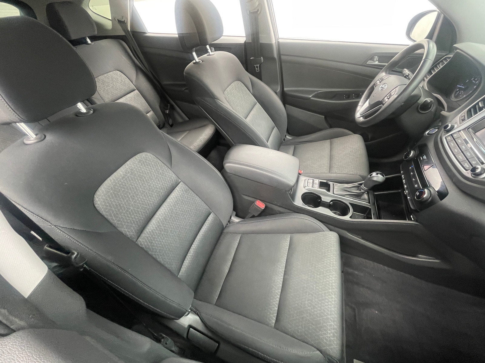 Thumbnail: 2016 Hyundai Tucson - 2