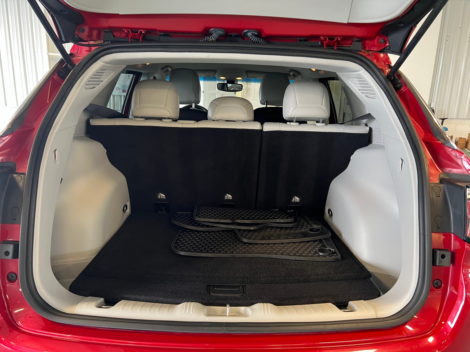 Thumbnail: 2018 Jeep Compass - 7