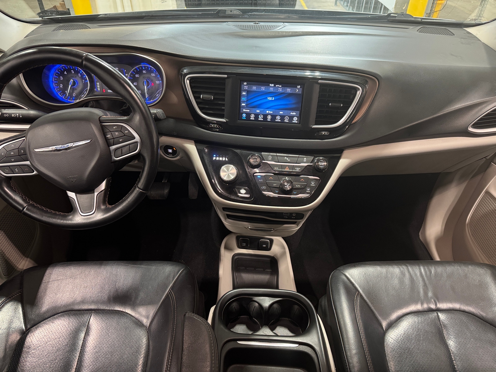 Thumbnail: 2018 Chrysler Pacifica - 2