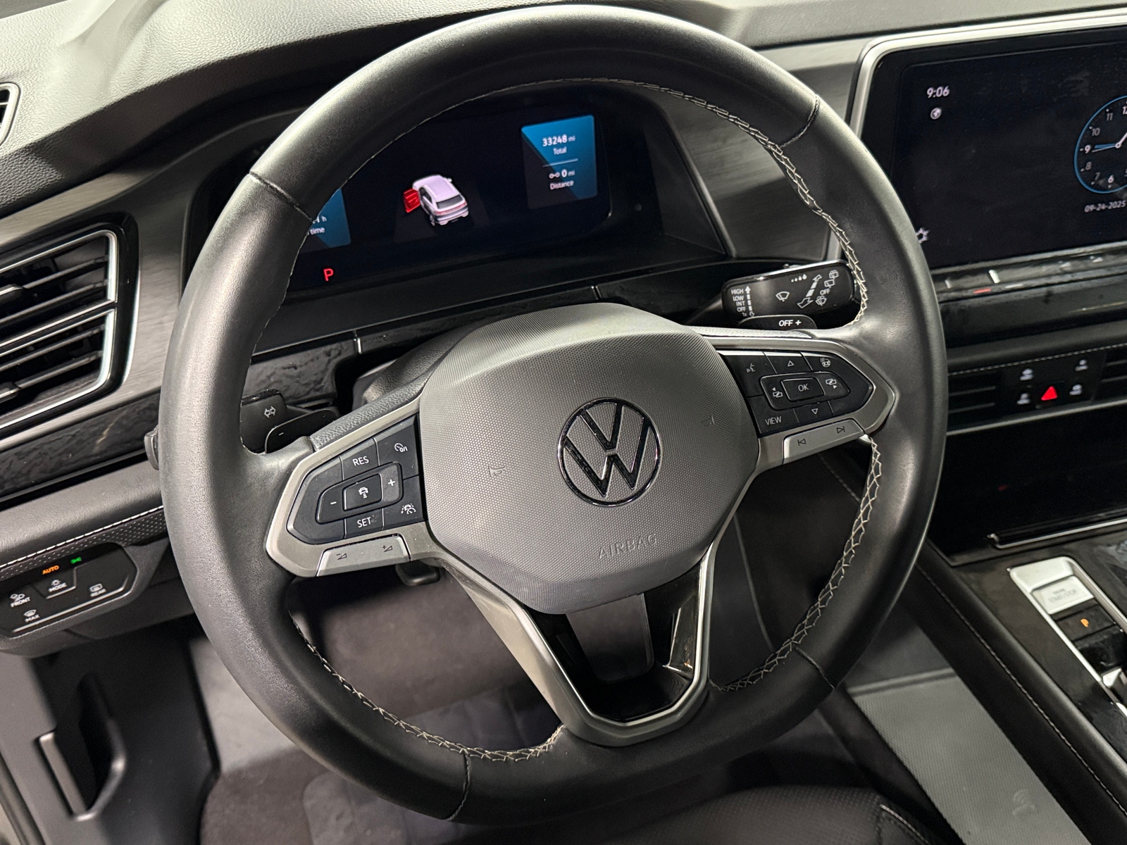 Thumbnail: 2024 Volkswagen Atlas - 4