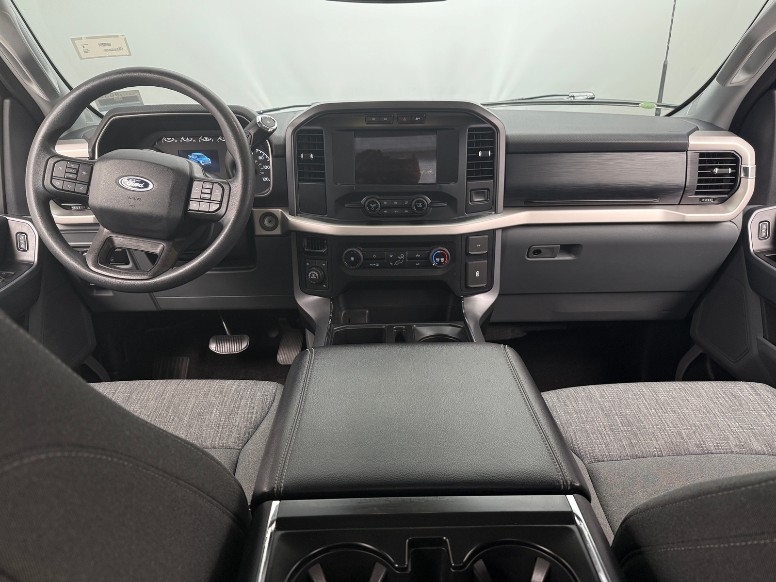 Thumbnail: 2021 Ford Econoline - 3