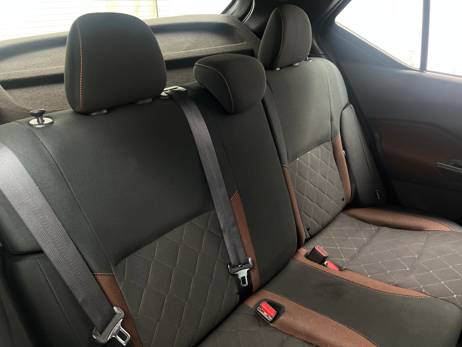 Thumbnail: 2020 Nissan Kicks - 6