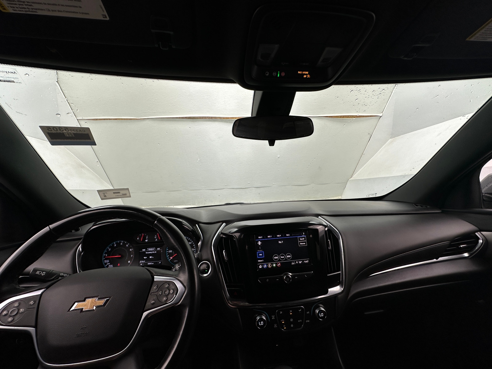 Thumbnail: 2023 Chevrolet Traverse - 3