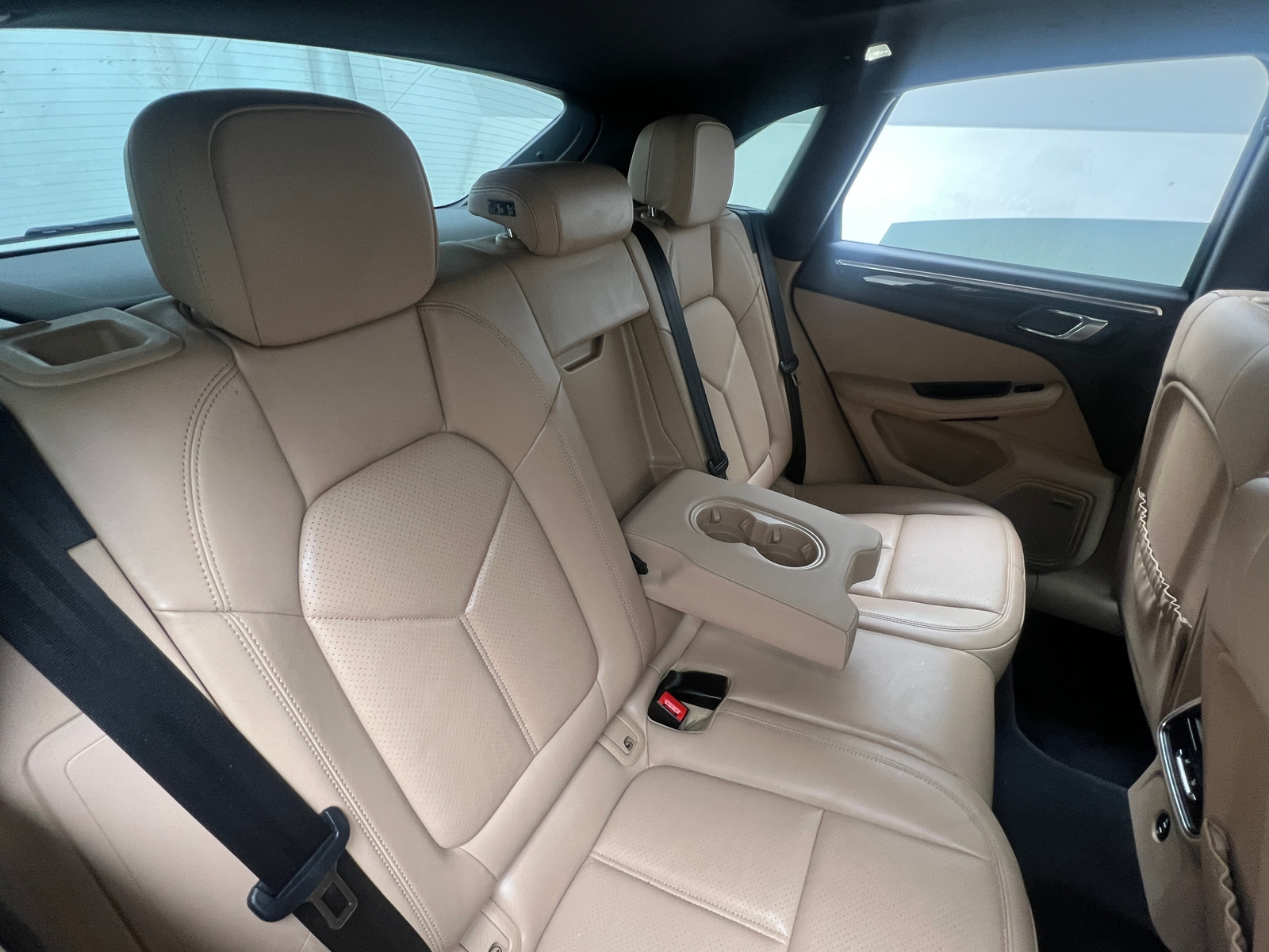 Thumbnail: 2020 Porsche Macan - 5