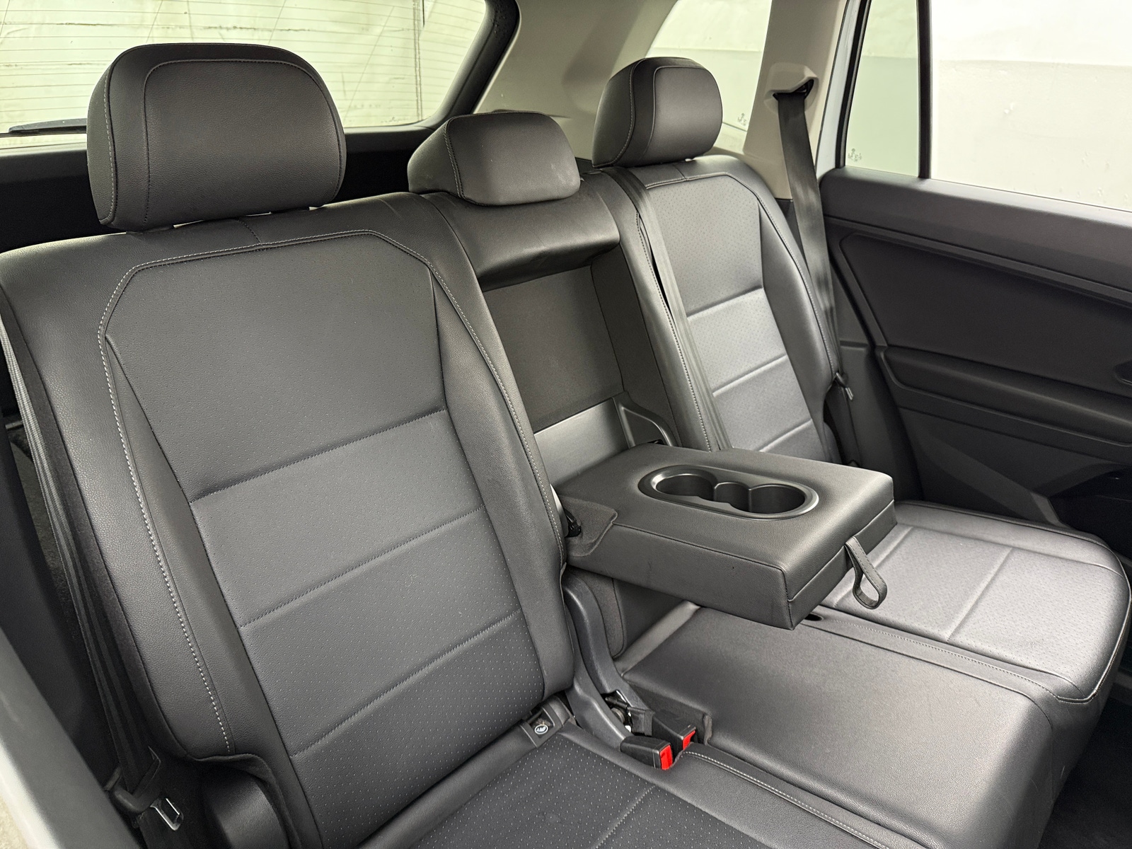 Thumbnail: 2020 Volkswagen Tiguan - 5