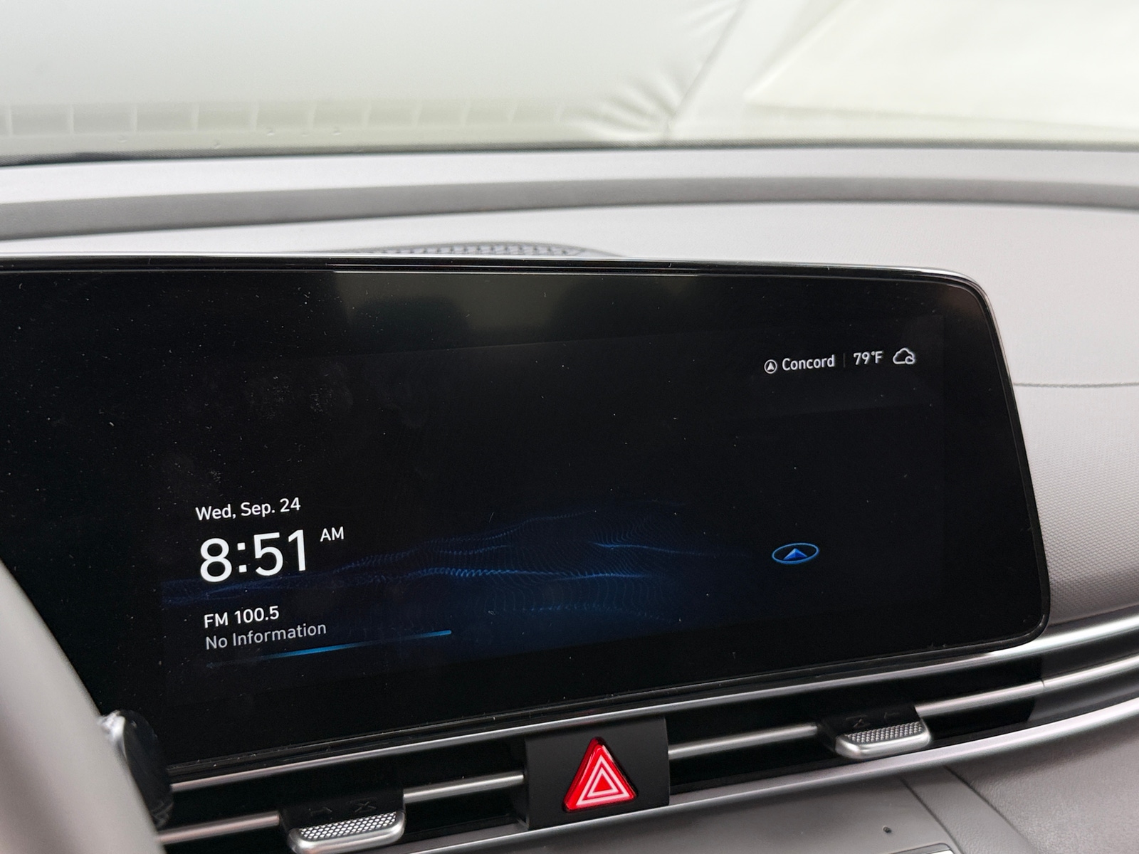 Thumbnail: 2023 Hyundai Elantra - 4