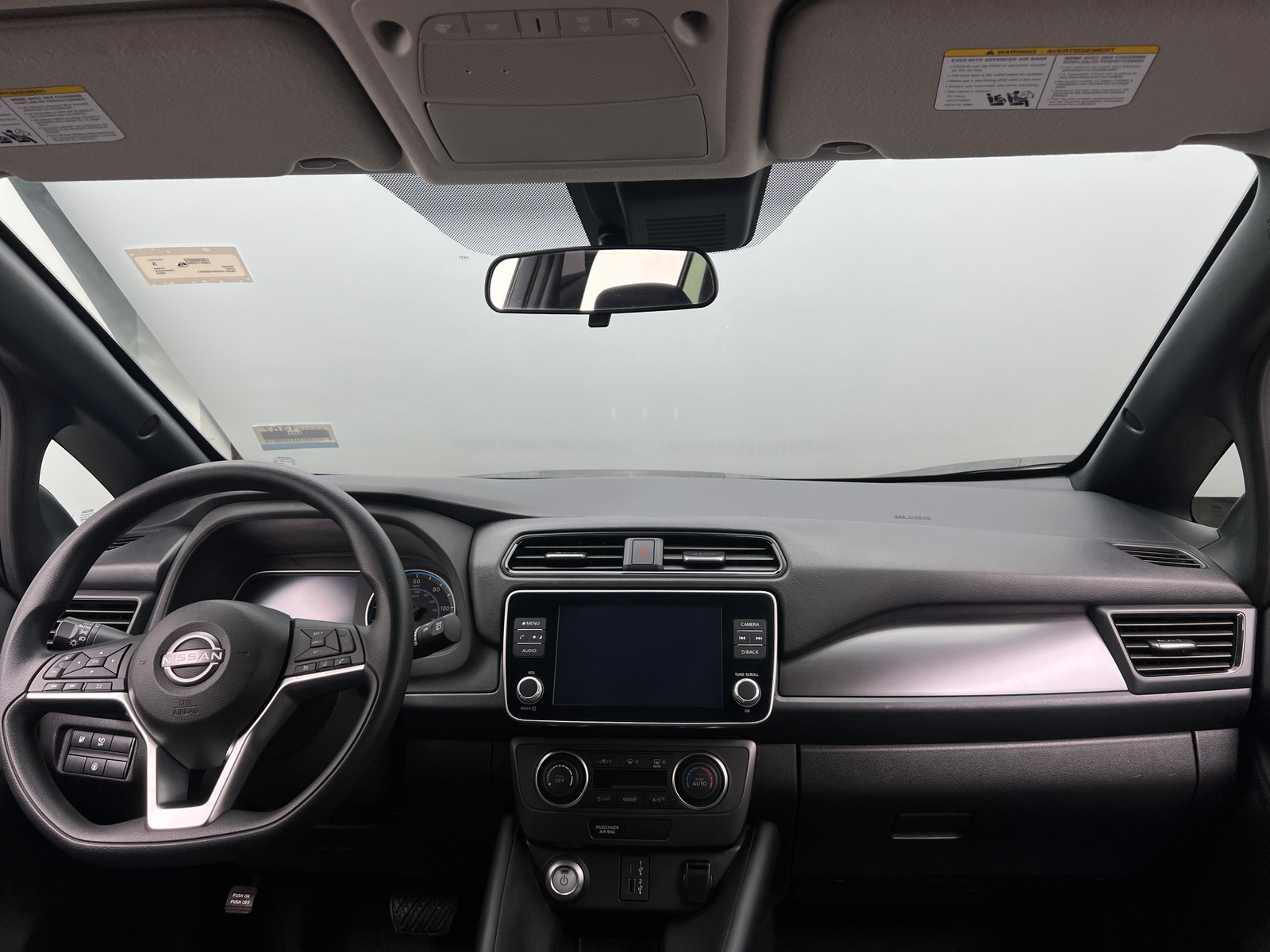 Thumbnail: 2024 Nissan Leaf - 3