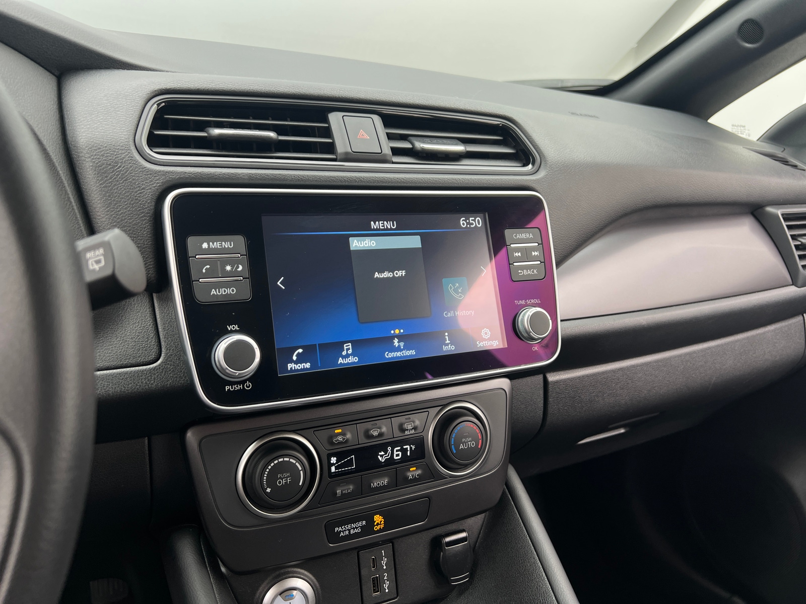 Thumbnail: 2024 Nissan Leaf - 4