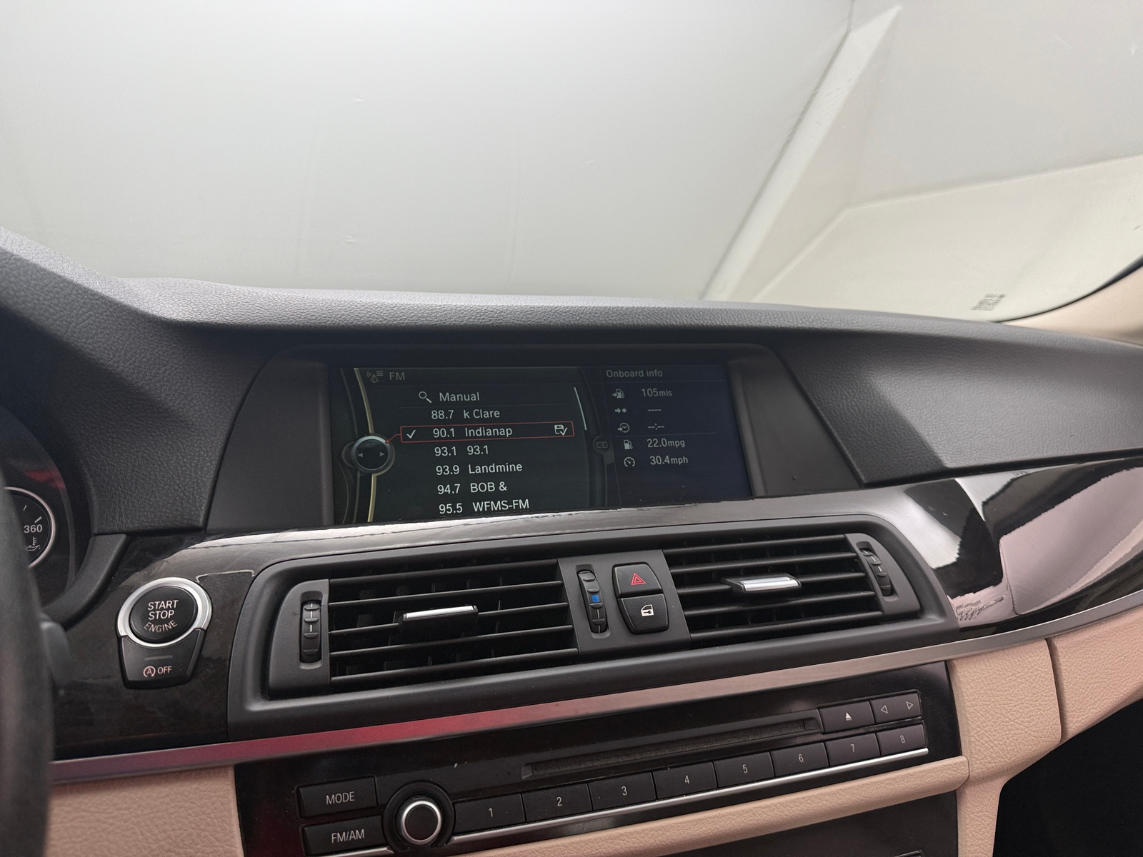 Thumbnail: 2012 BMW 5 Series - 3