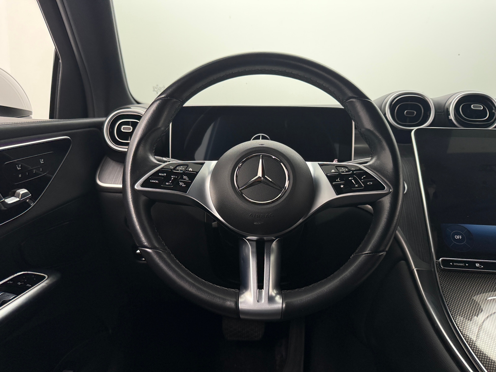 Thumbnail: 2024 Mercedes-Benz GLC - 4