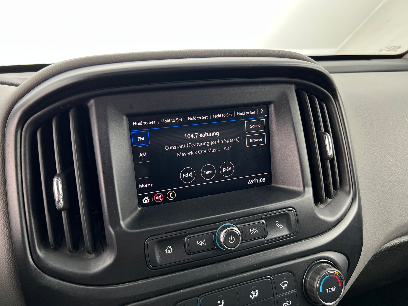 Thumbnail: 2020 Chevrolet Colorado - 3
