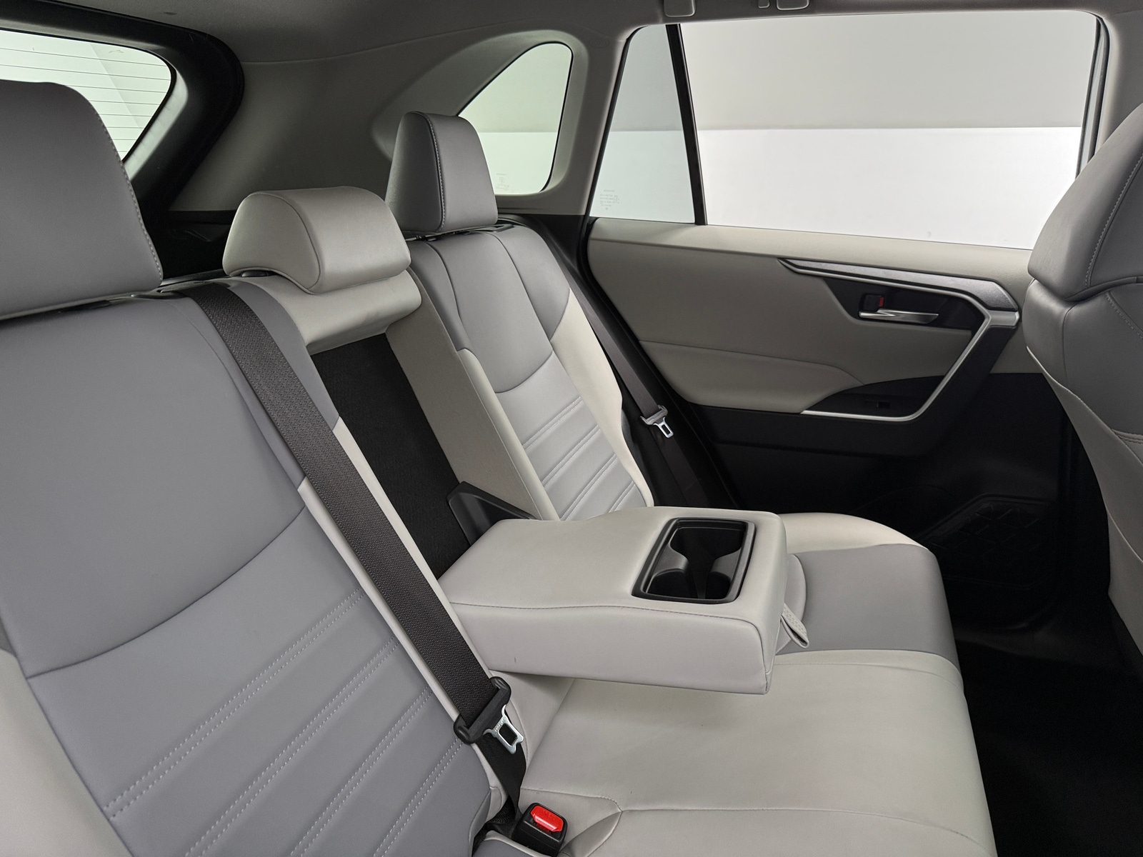 Thumbnail: 2019 Toyota RAV4 - 5