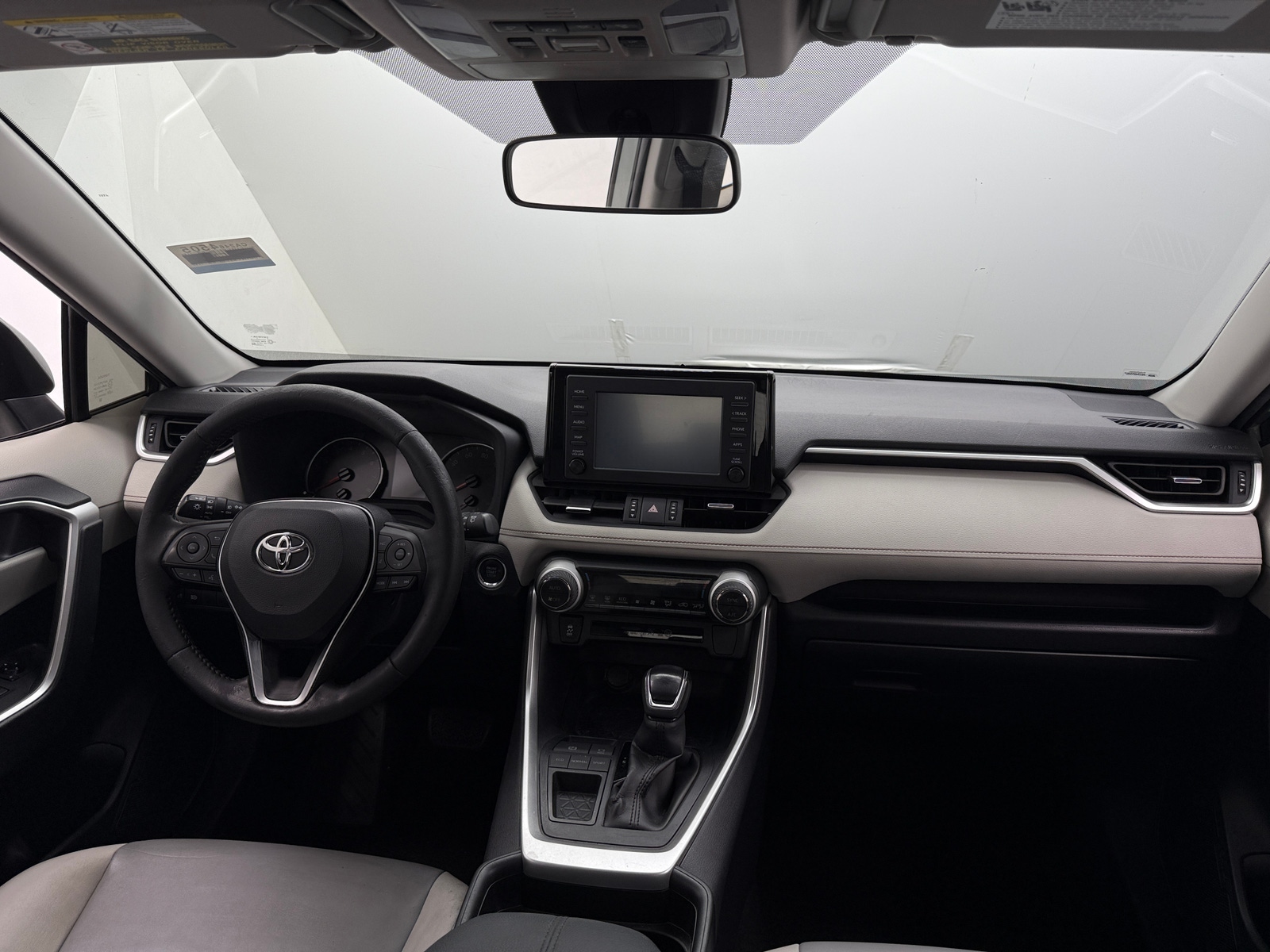 Thumbnail: 2019 Toyota RAV4 - 2
