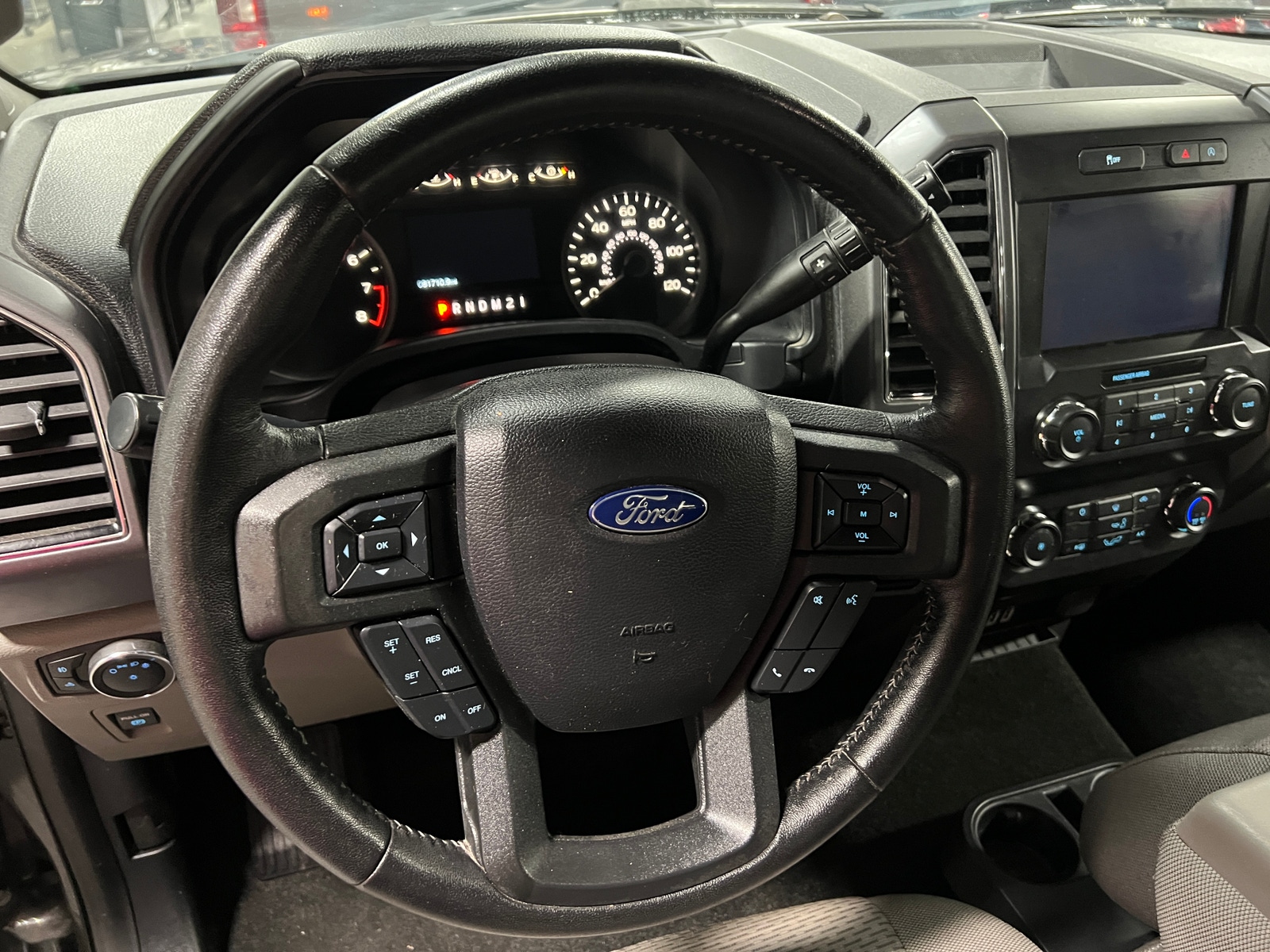 Thumbnail: 2019 Ford Econoline - 4