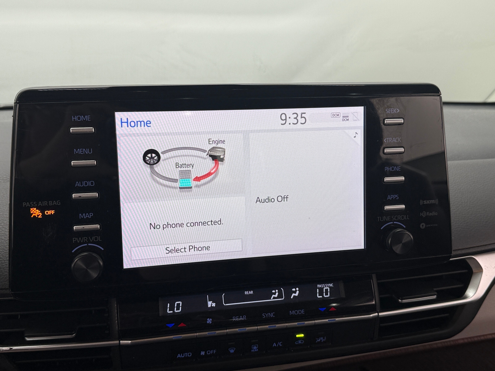 Thumbnail: 2021 Toyota Sienna - 4
