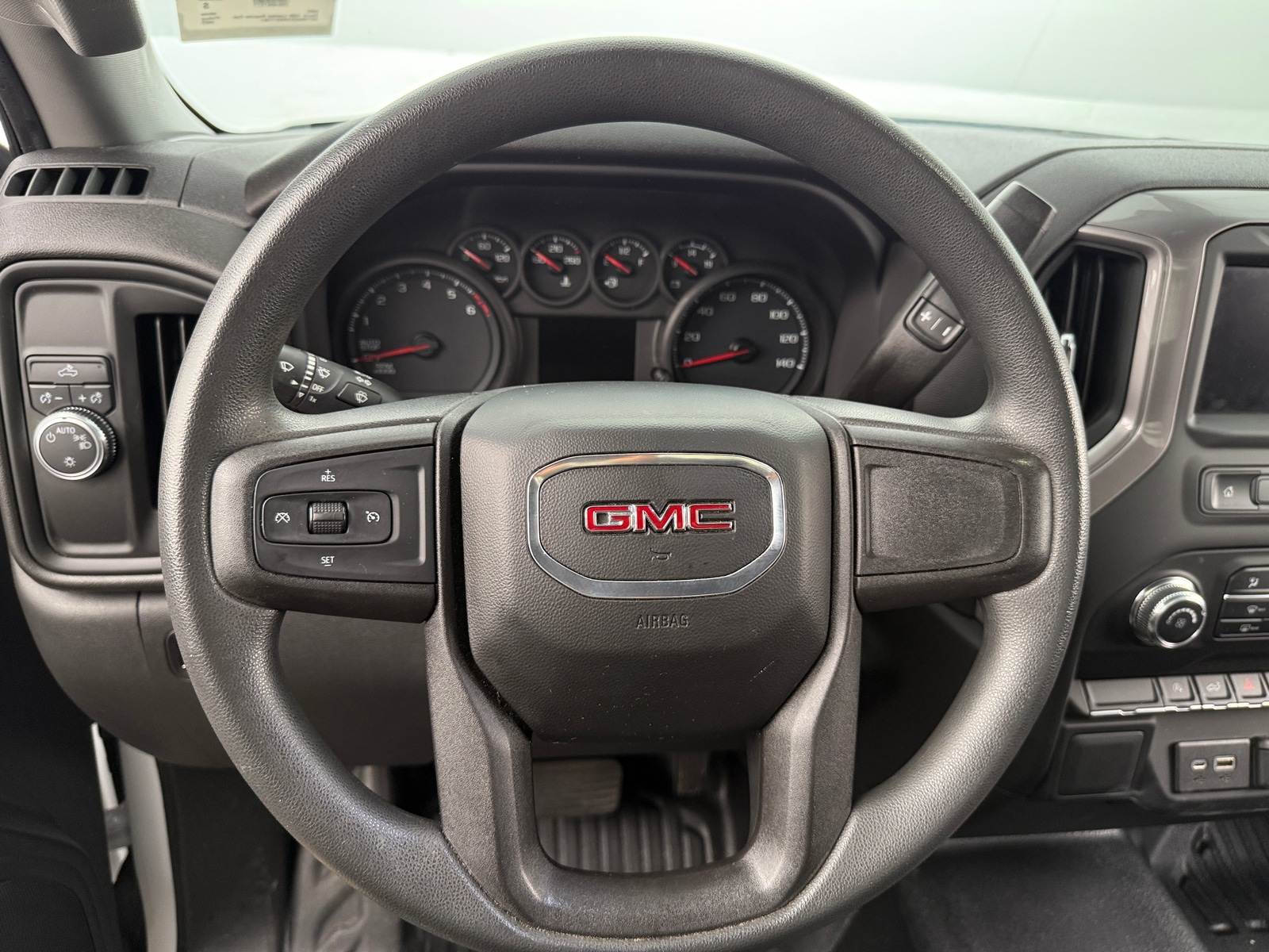 Thumbnail: 2022 GMC Sierra 1500 - 4