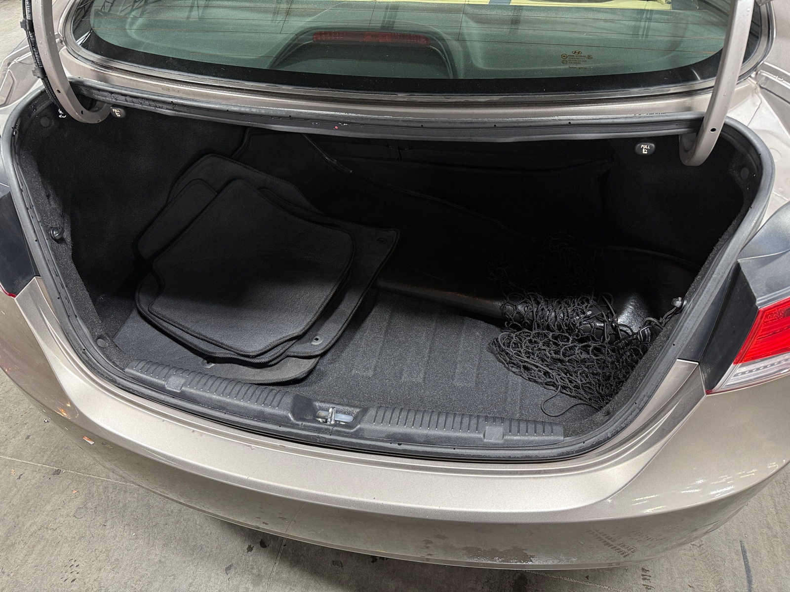 Thumbnail: 2013 Hyundai Elantra - 6