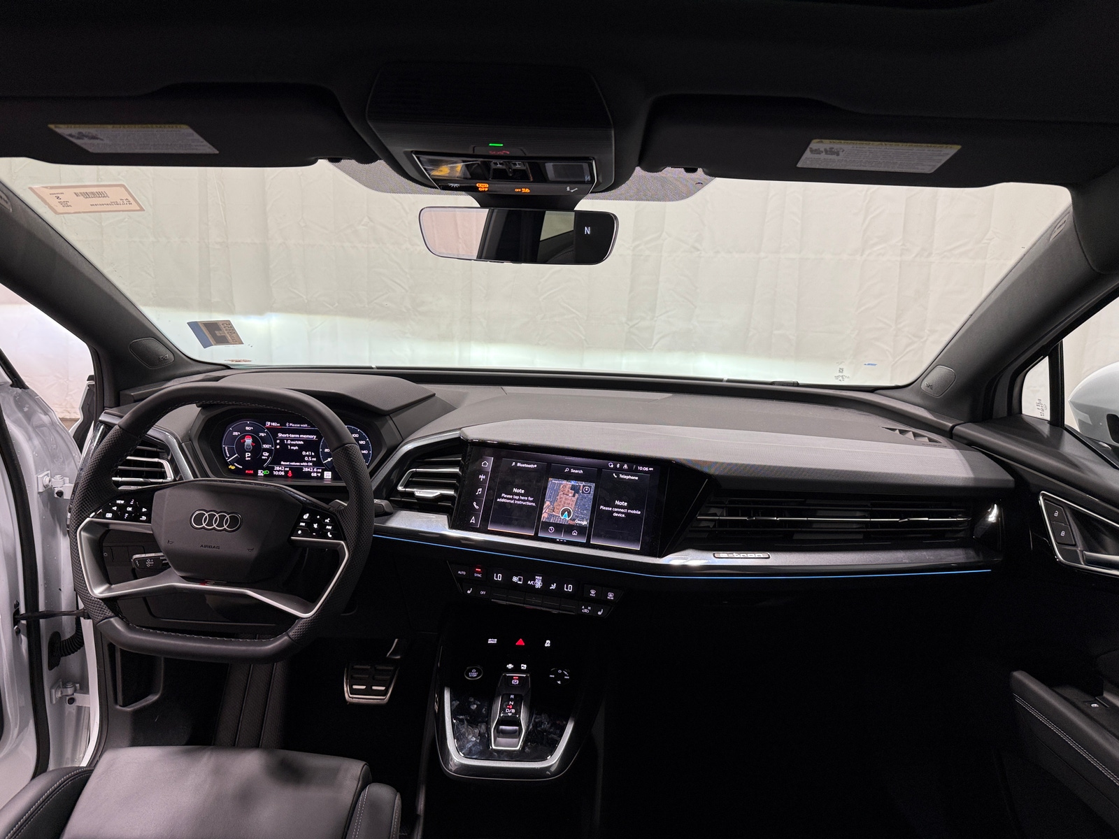 Thumbnail: 2025 Audi Q4 e-tron - 2