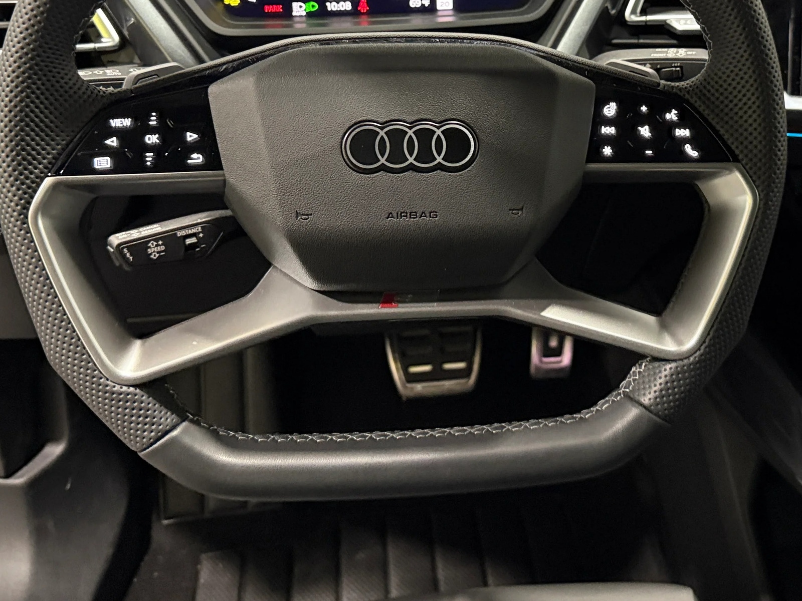 Thumbnail: 2025 Audi Q4 e-tron - 4