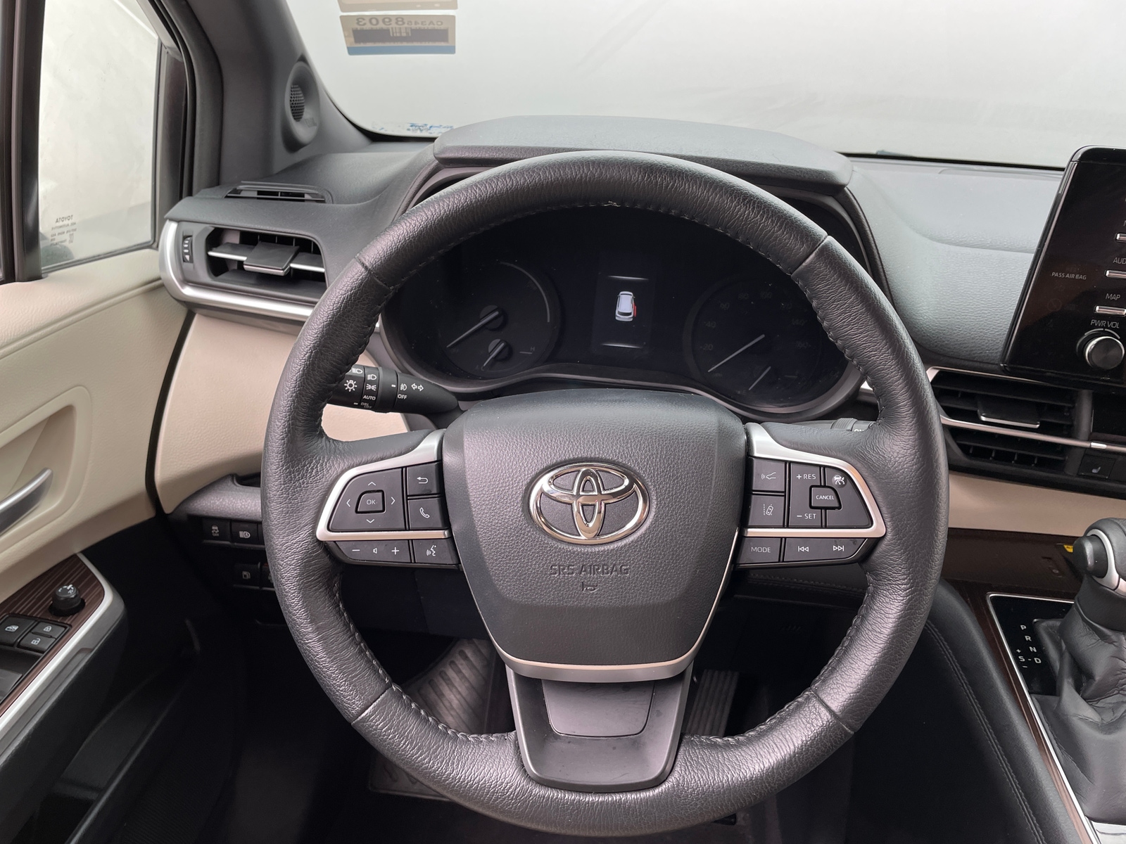 Thumbnail: 2021 Toyota Sienna - 4