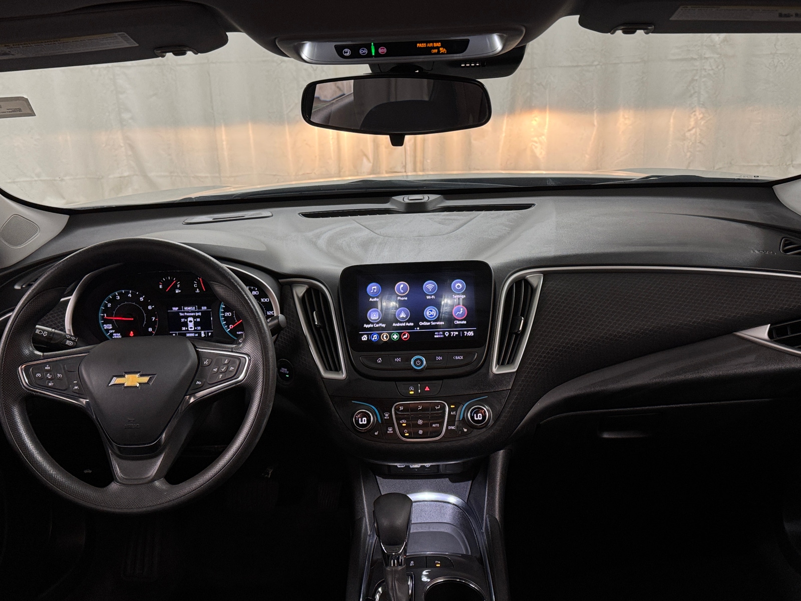 Thumbnail: 2024 Chevrolet Malibu - 3