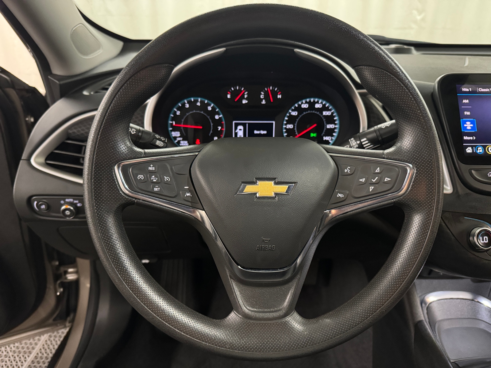 Thumbnail: 2024 Chevrolet Malibu - 5