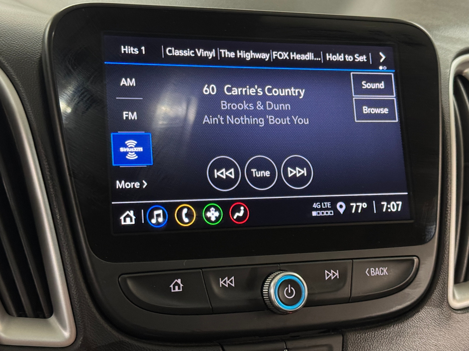 Thumbnail: 2024 Chevrolet Malibu - 4