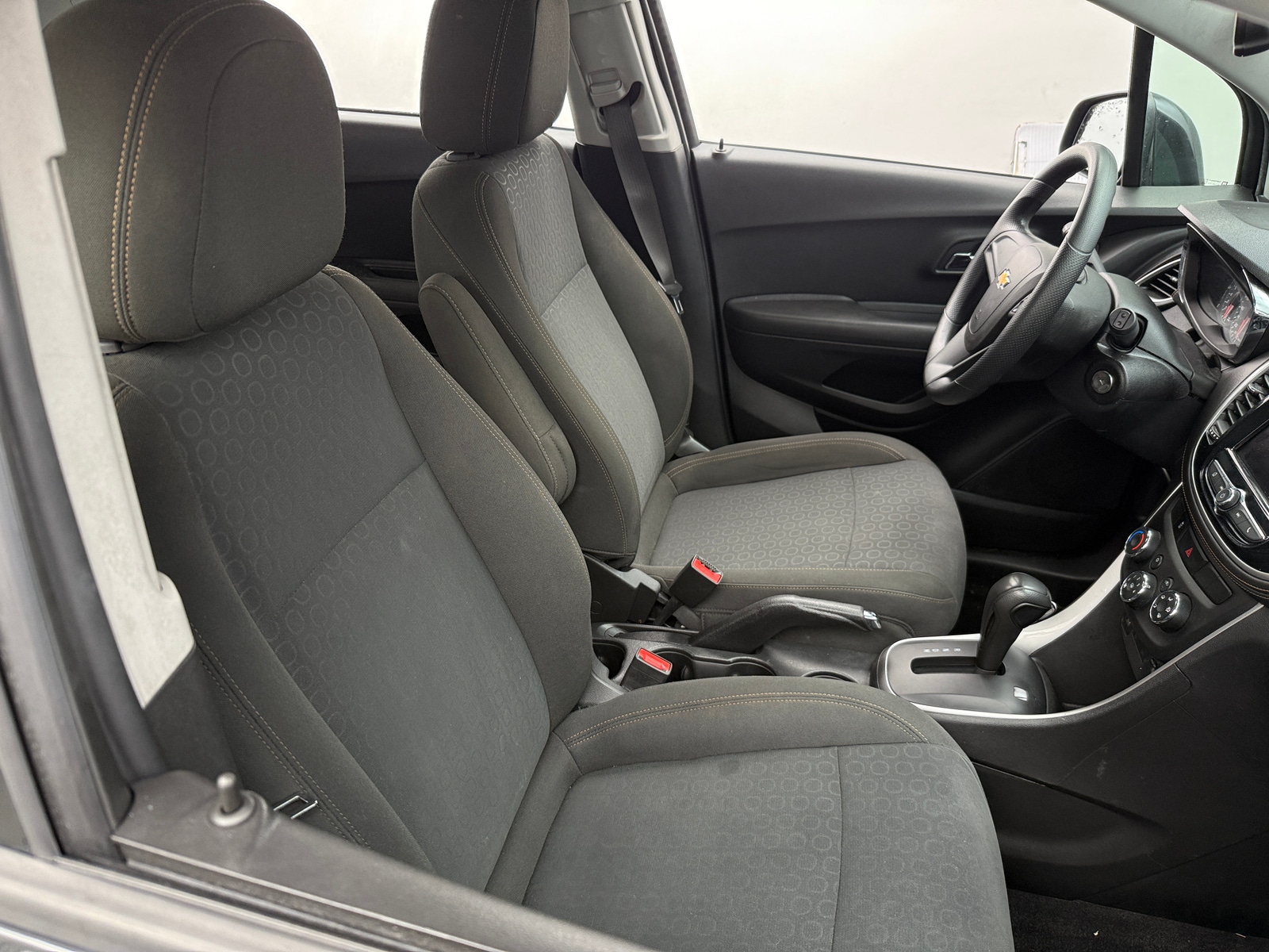 Thumbnail: 2020 Chevrolet Trax - 2