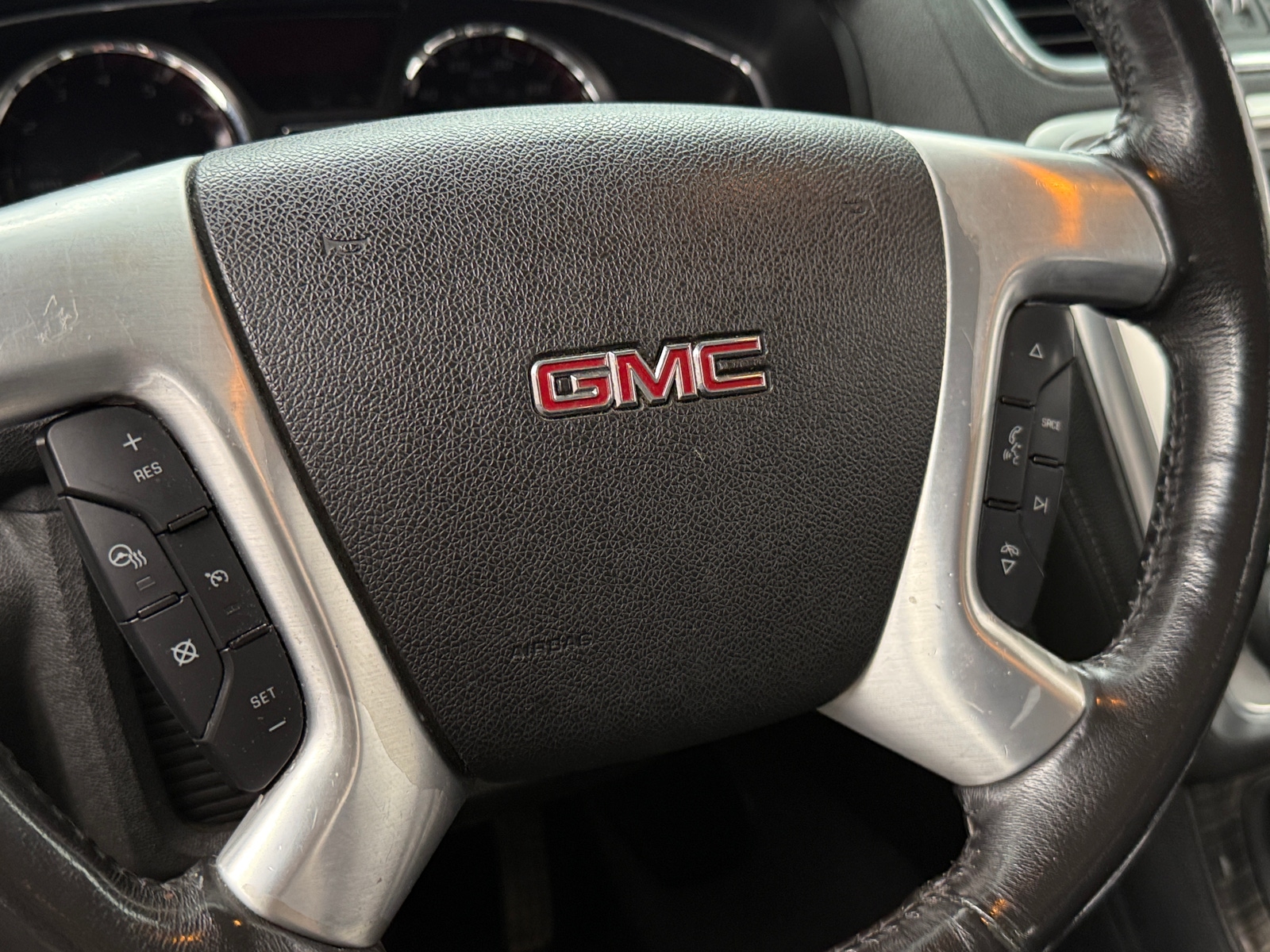 Thumbnail: 2017 GMC Acadia - 4