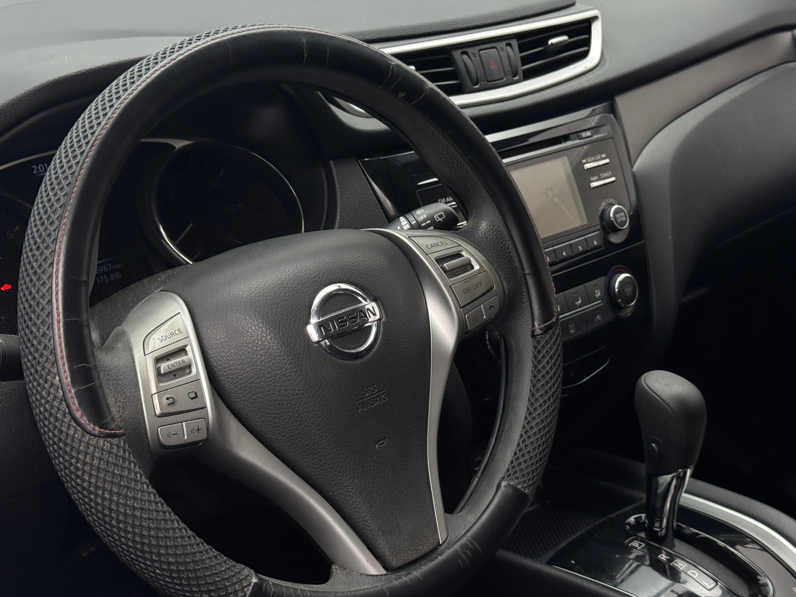 Thumbnail: 2016 Nissan Rogue - 5